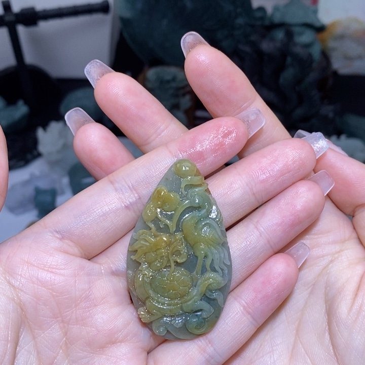 定制翡翠未镶嵌翡翠