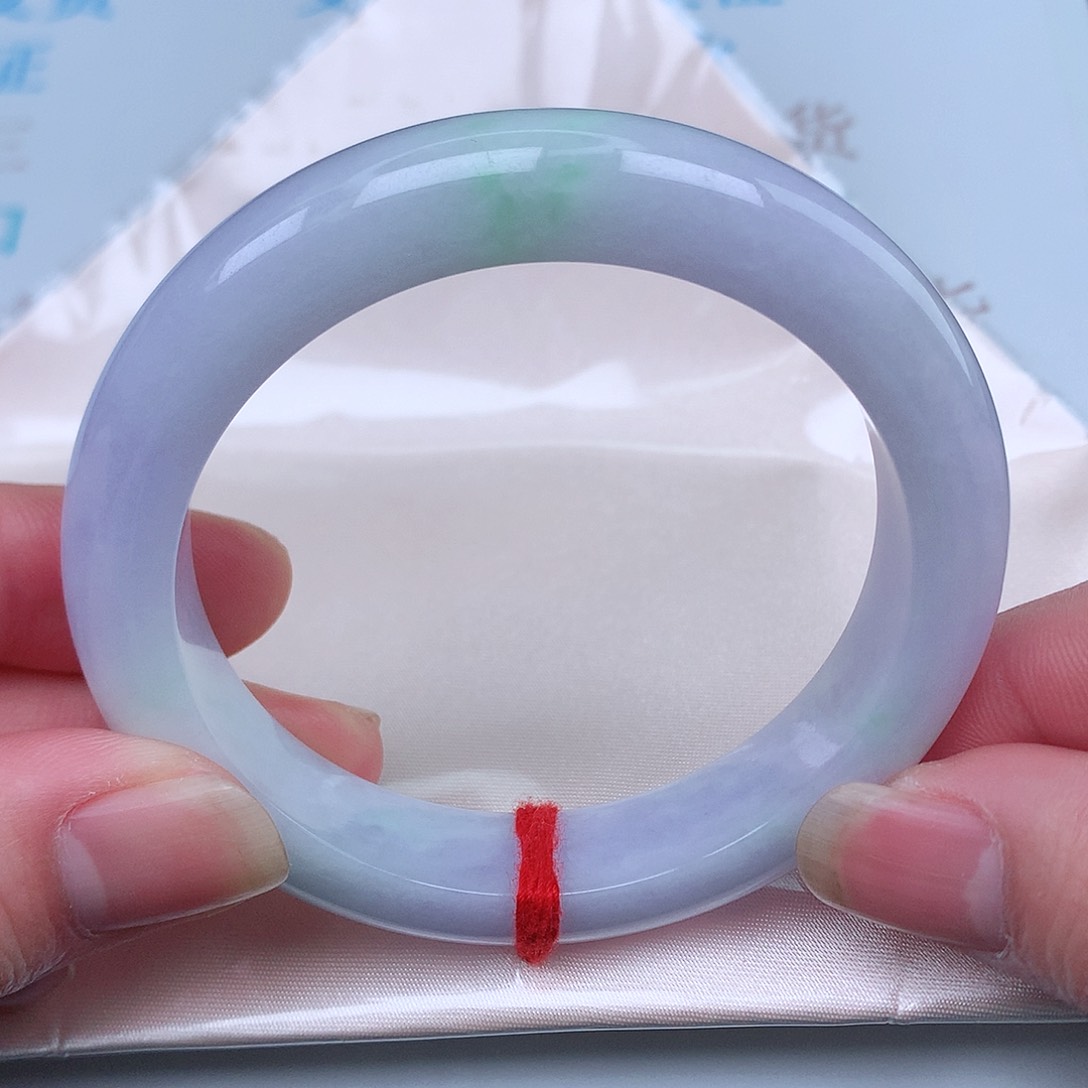 翡翠手镯未镶嵌天然