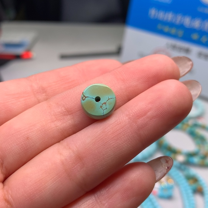 绿松石配饰未镶嵌