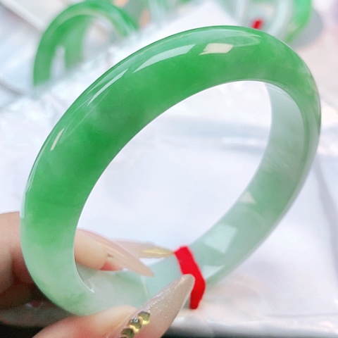 未镶嵌手镯翡翠2379