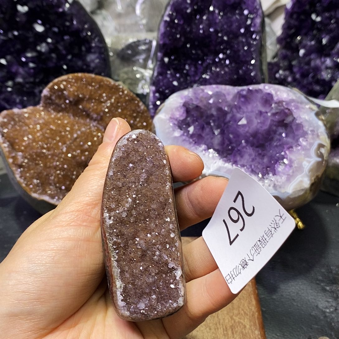 未镶嵌水晶大型摆件（非配饰）