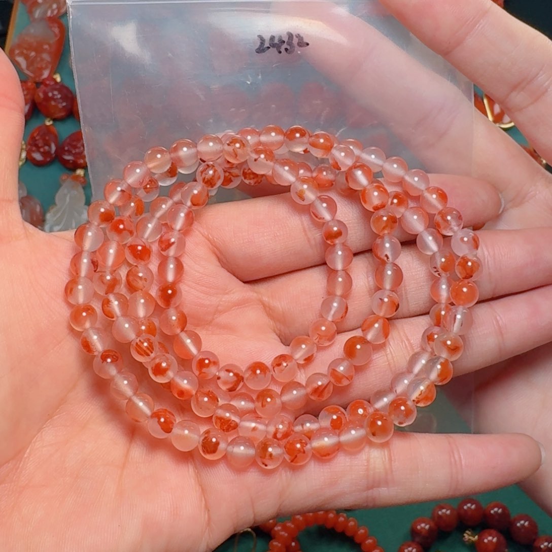 南红玛瑙南红5+未镶嵌