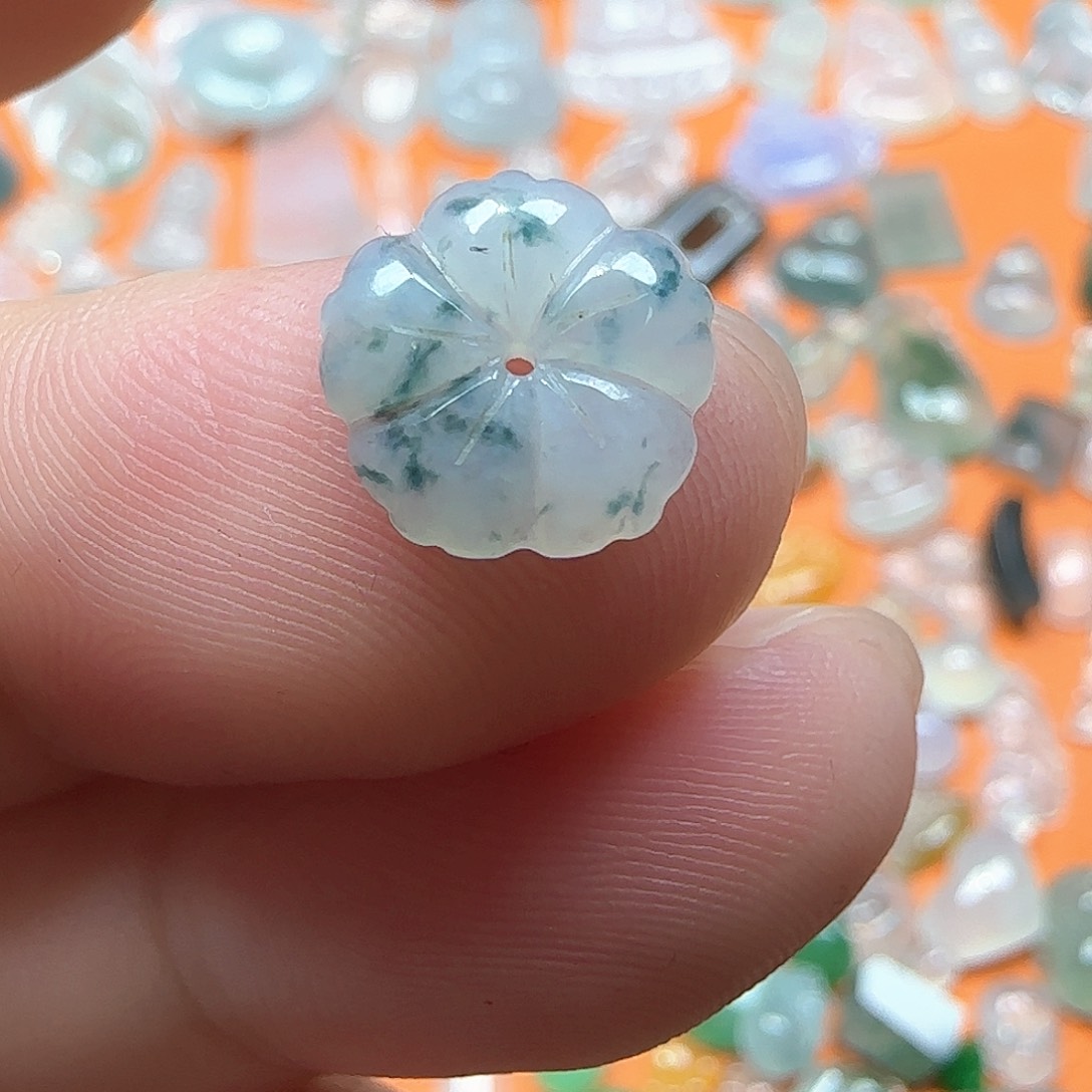 定制翡翠未镶嵌翡翠