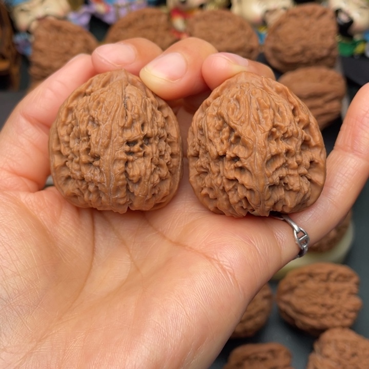 吊坠文玩核桃384039尺粗筋大肚满肉高炮克重贼足克差无