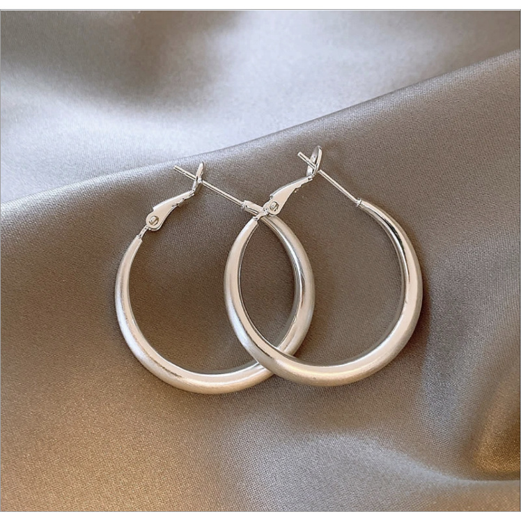 拉丝素圈大耳环轻奢时尚气质 8372