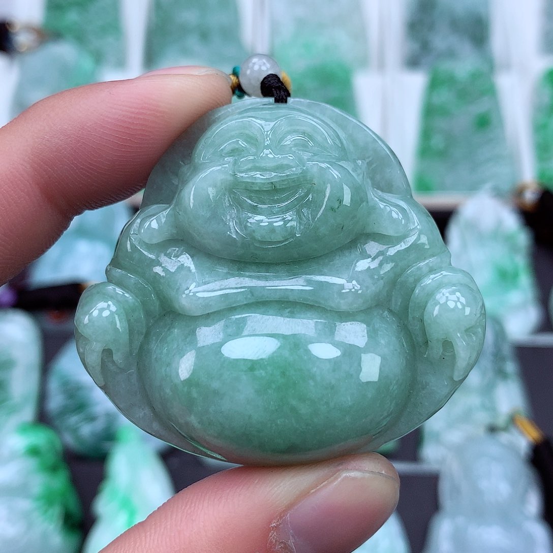 翡翠颈饰未镶嵌翡翠吊坠