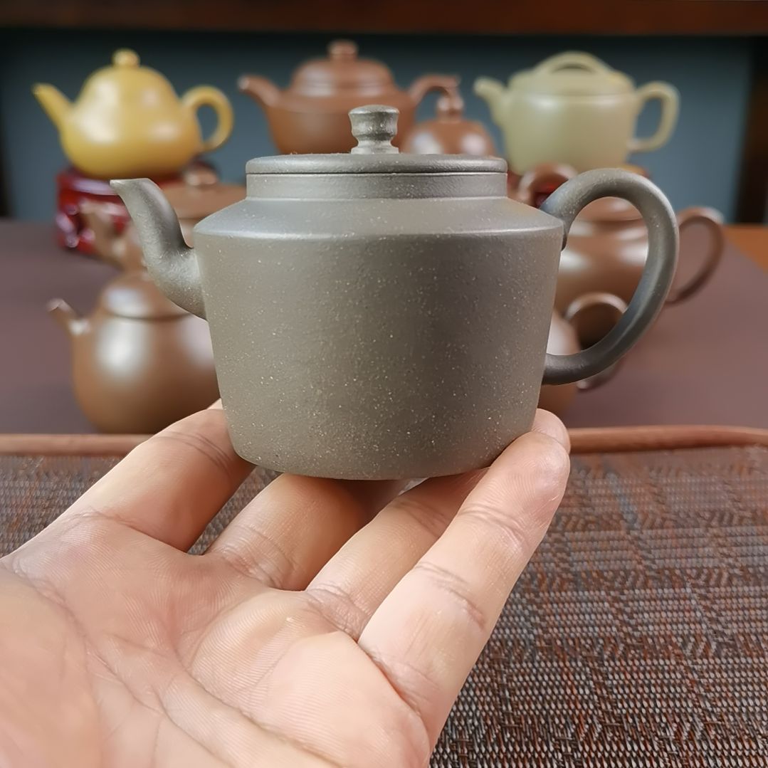 紫砂茶壶清灰折肩宫灯170CC