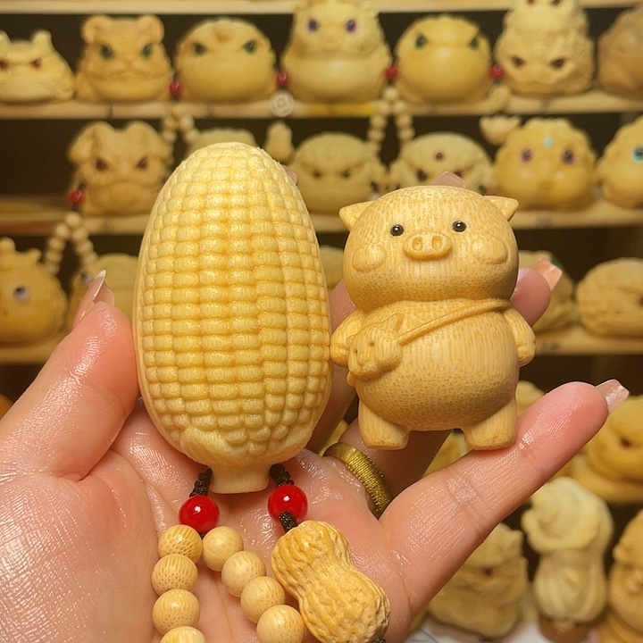 伊***莫玉米竹链+背包小猪+油刷