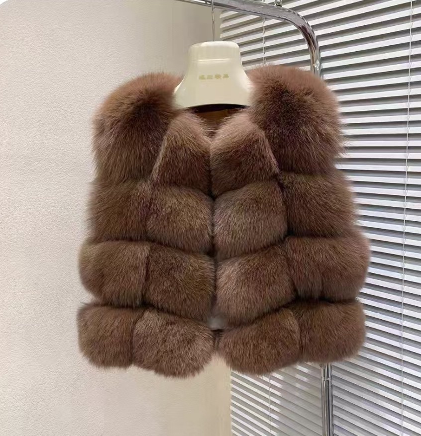 人造皮草 “白茶马甲”环保仿狐狸毛马甲皮草外套马甲背心女年轻款