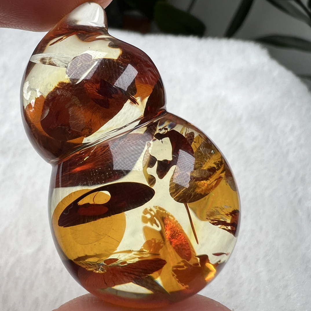 精挑时尚花珀葫芦吊坠尺寸：43.6*27.4mm