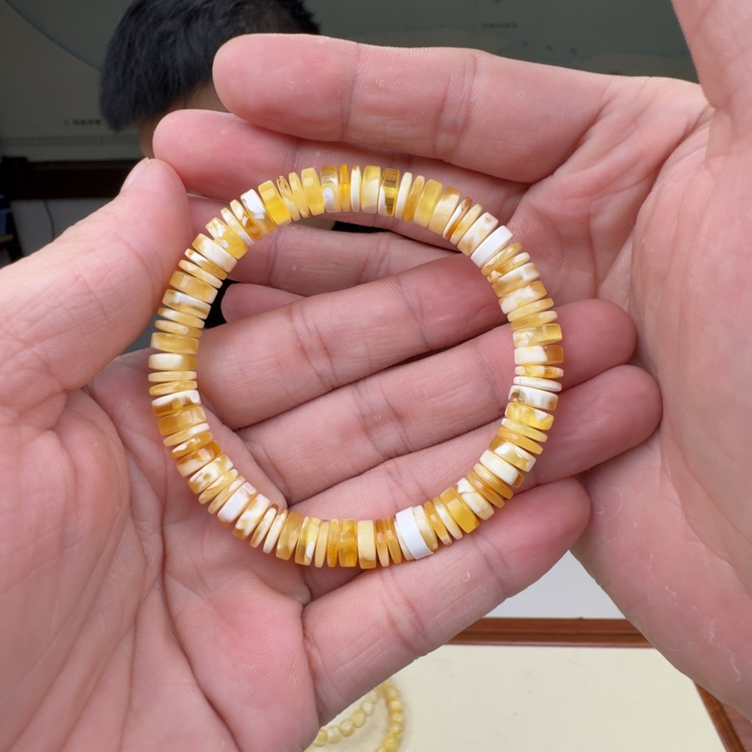 琥珀未镶嵌裸石蜜蜡手串