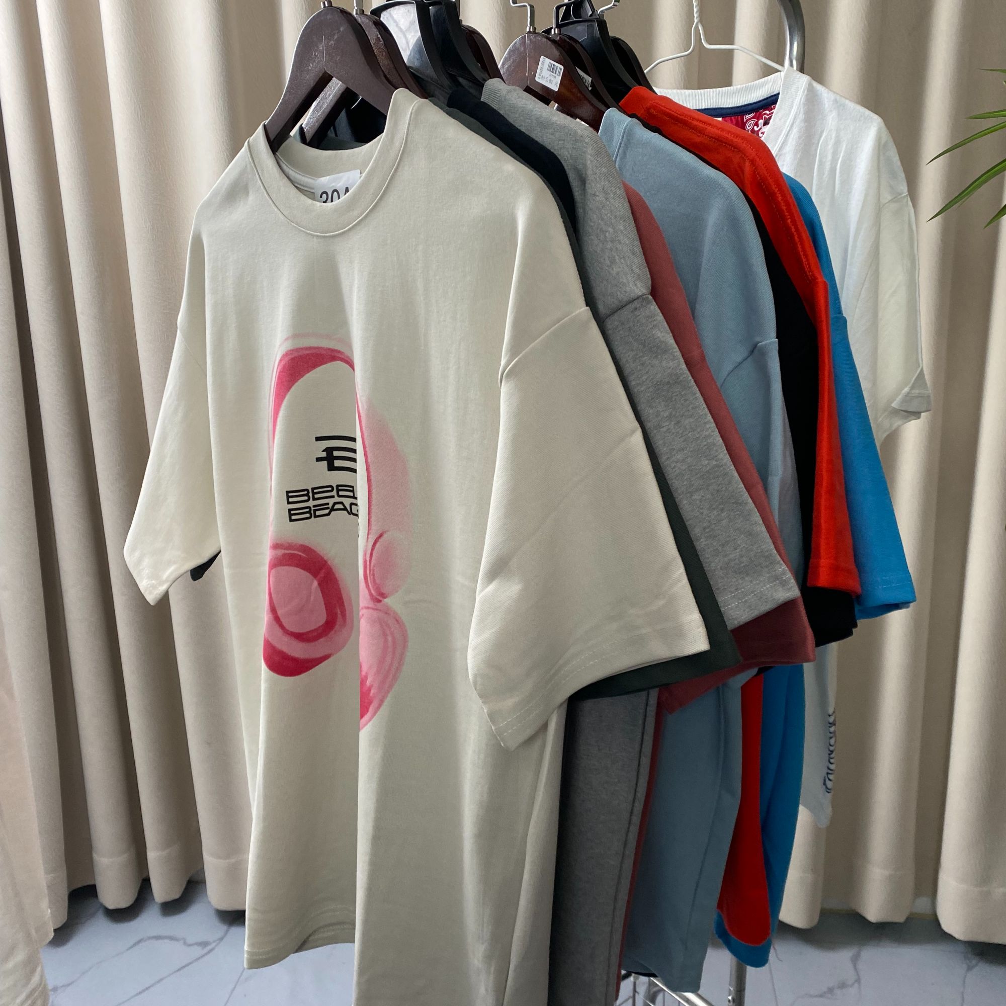 夏季短袖T恤男女同款休闲情侣宽松圆领设计师韩版潮流