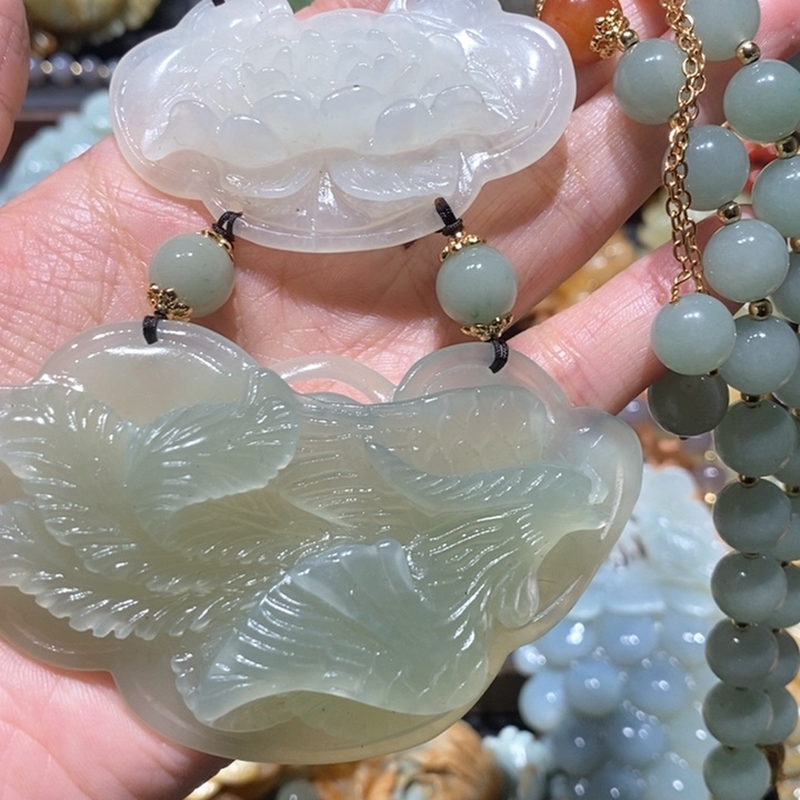 岫玉毛衣链未镶嵌