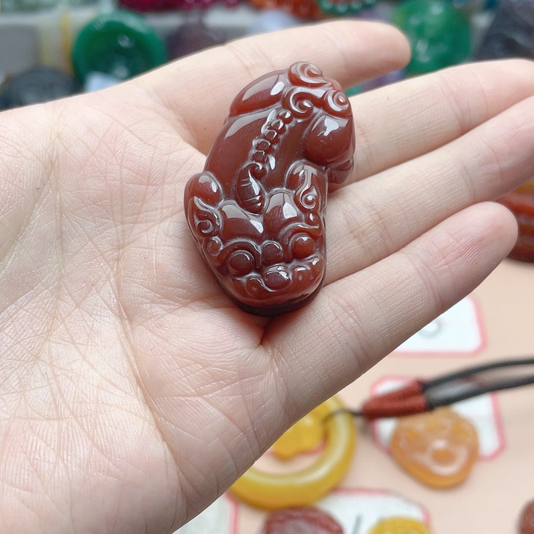 玛瑙/玉髓颈饰合金凤**天