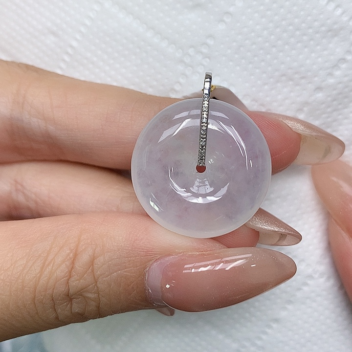 颈饰18K金镶嵌翡翠