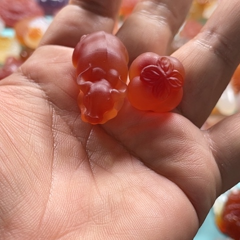 未镶嵌颈饰玛瑙/玉髓小***果