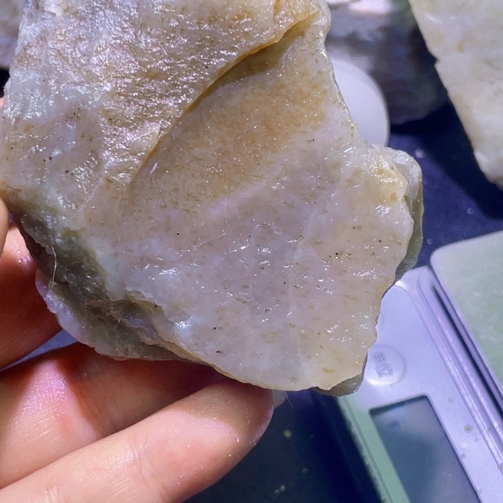 未镶嵌和田玉珠宝半成品
