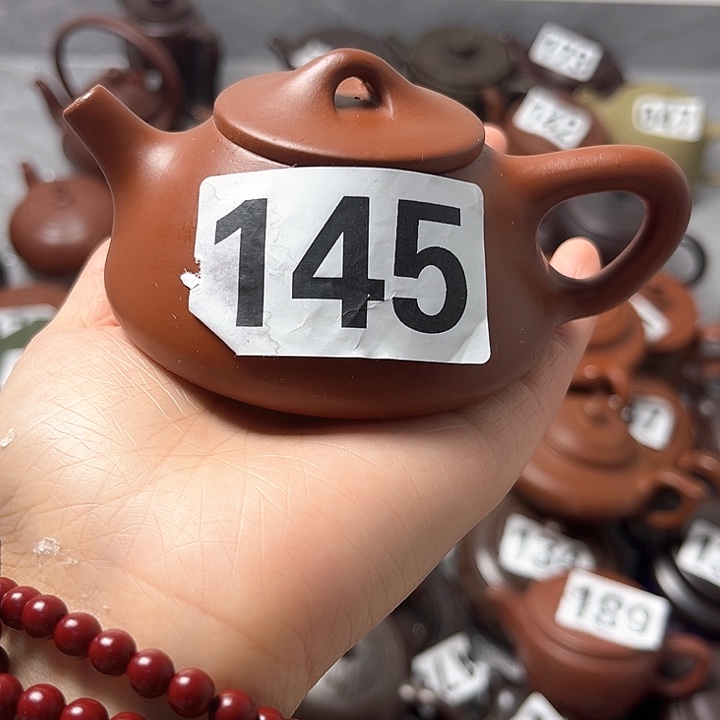 紫砂茶壶紫砂微瑕半手