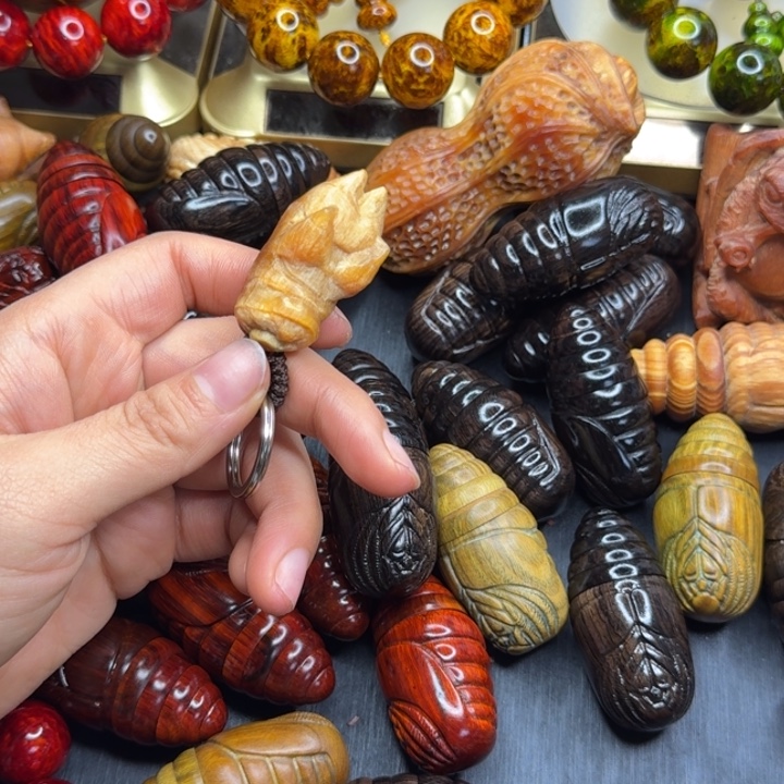 松木琥珀木文玩手串