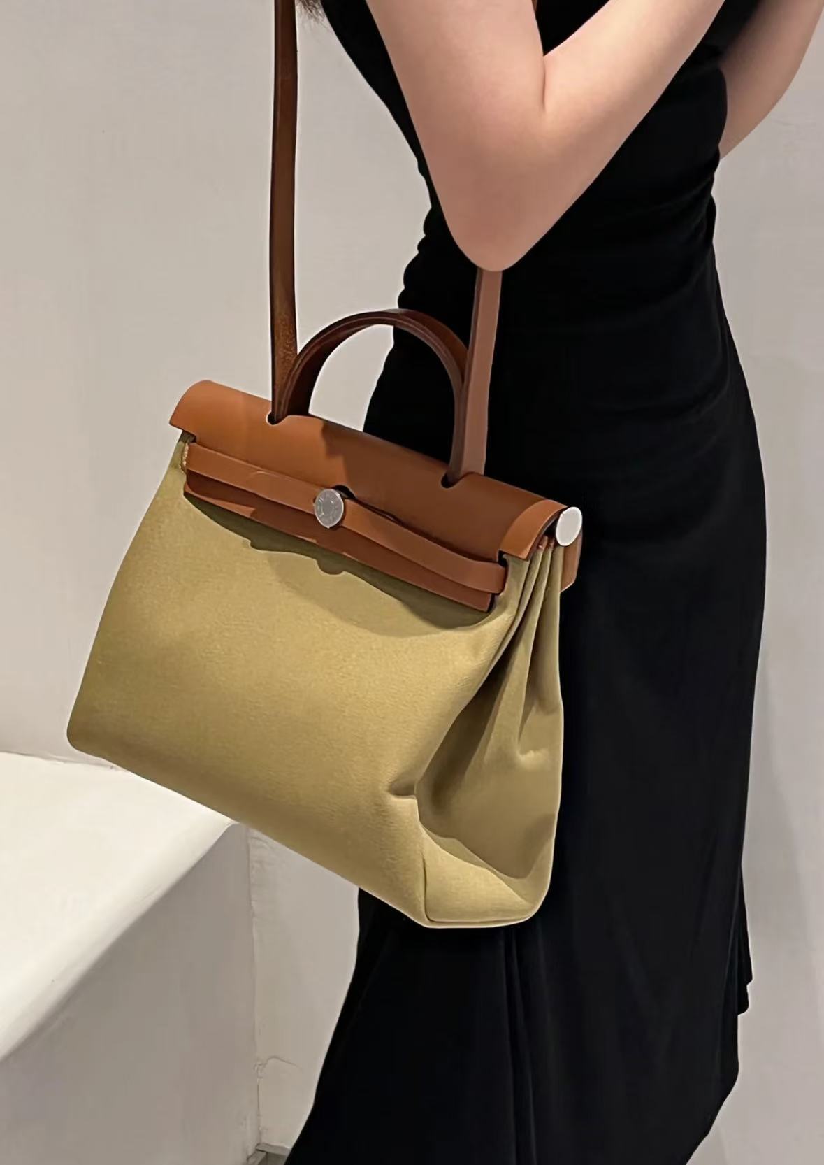 95新 Hermes/爱马仕 黄色herbag31包 10413387