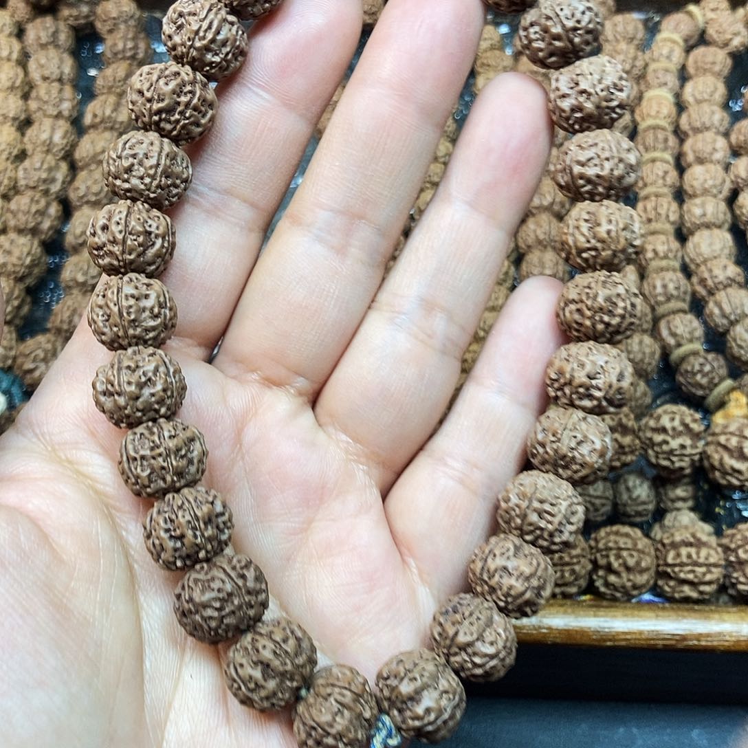 金刚菩提吊坠精挑六瓣雪花手持