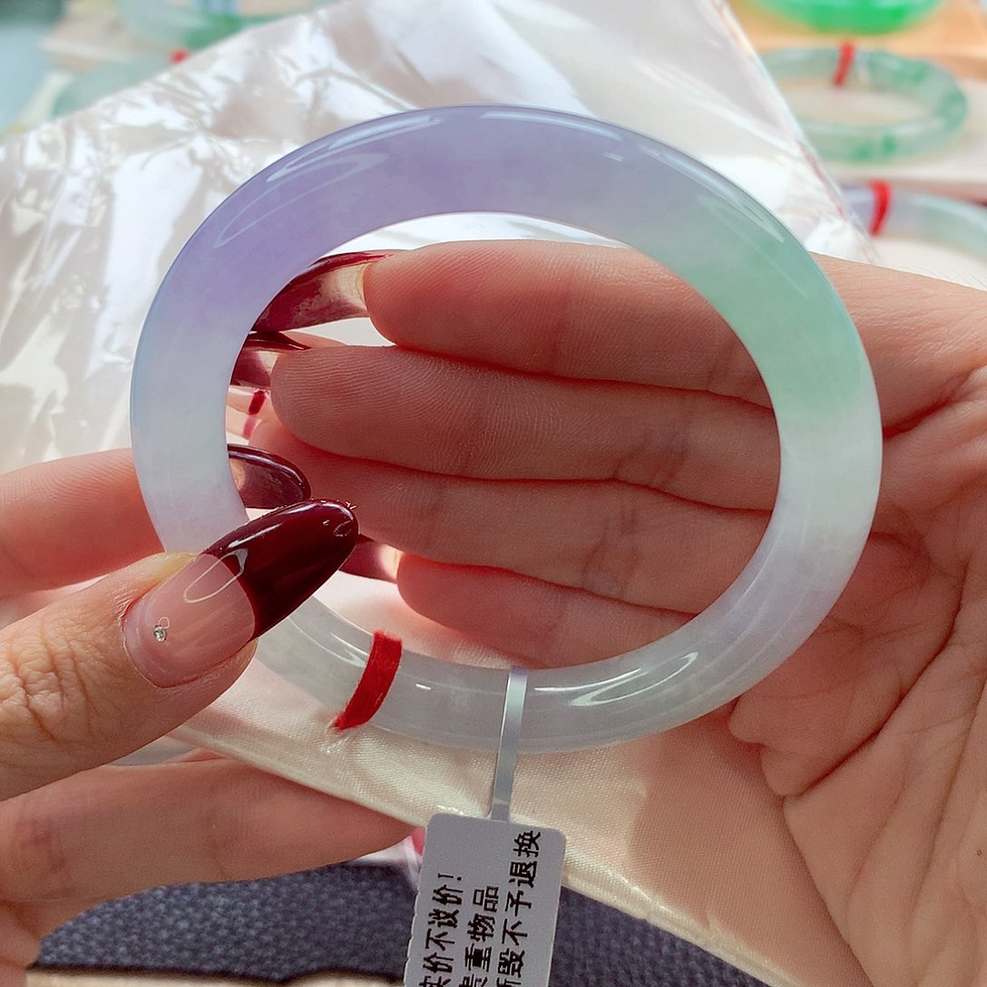 翡翠手镯未镶嵌54.6 美人条冰春彩 灵