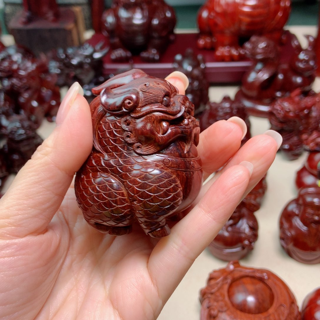 檀香紫檀（小叶紫檀）草**丁