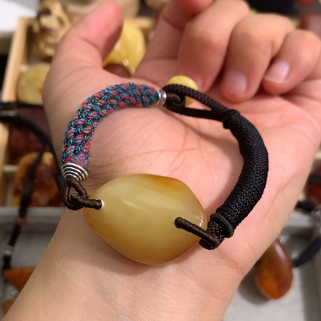 蜜蜡裸石未镶嵌你