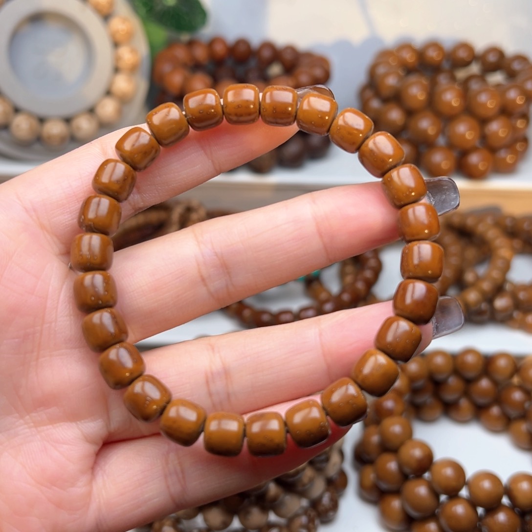 紫金鼠手串墏8.2实心老型