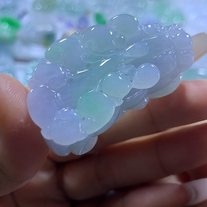 翡翠未镶嵌颈饰天然翡翠A货吊坠