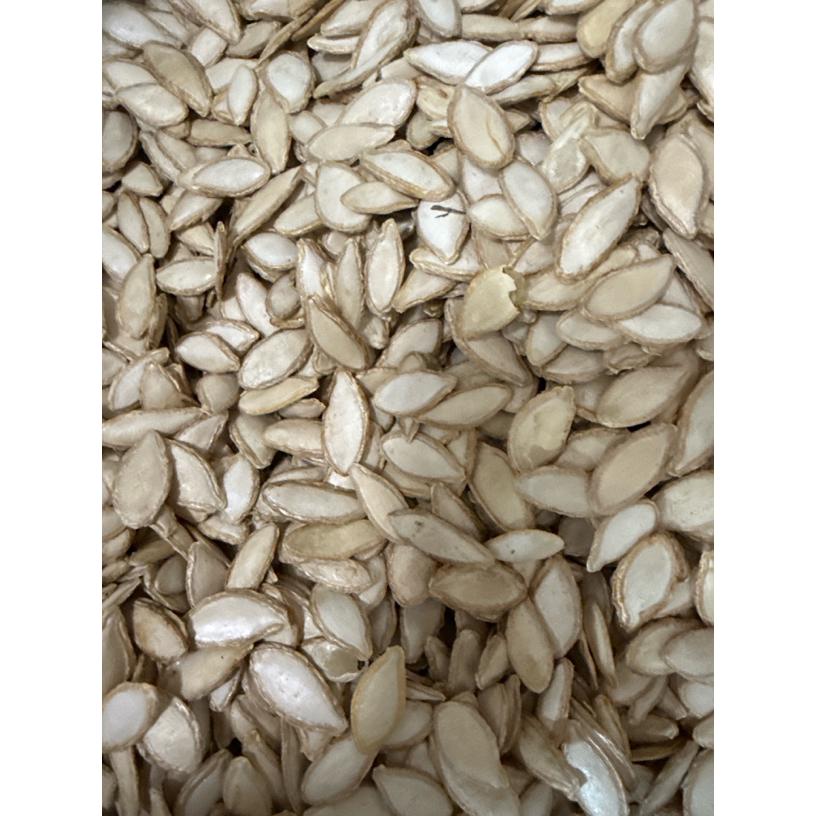 云南墨江自家种植晾晒南瓜子