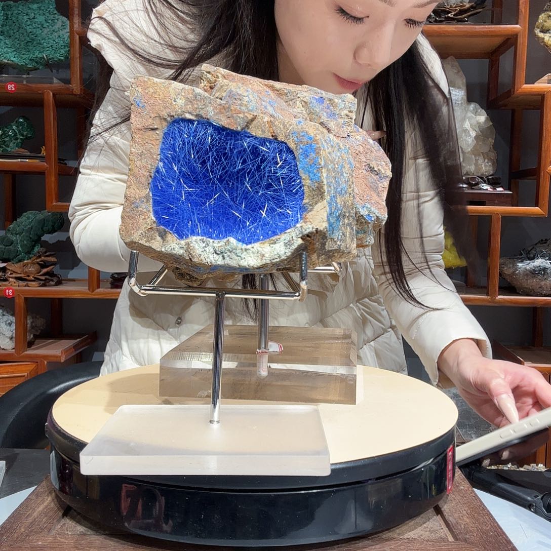 汤***海石材精品奇石摆件精品