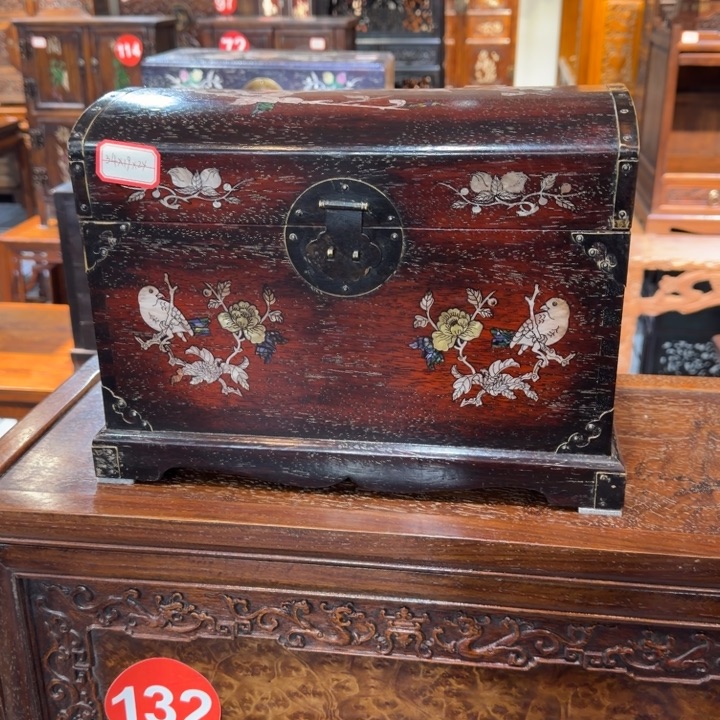 水***间木紫檀木箱子一个