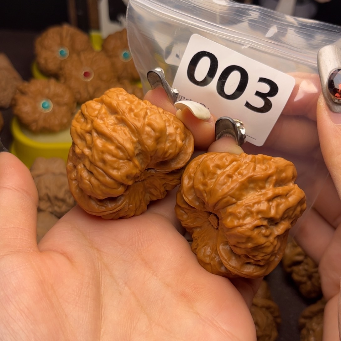 文玩核桃把件D***l蛤蟆45