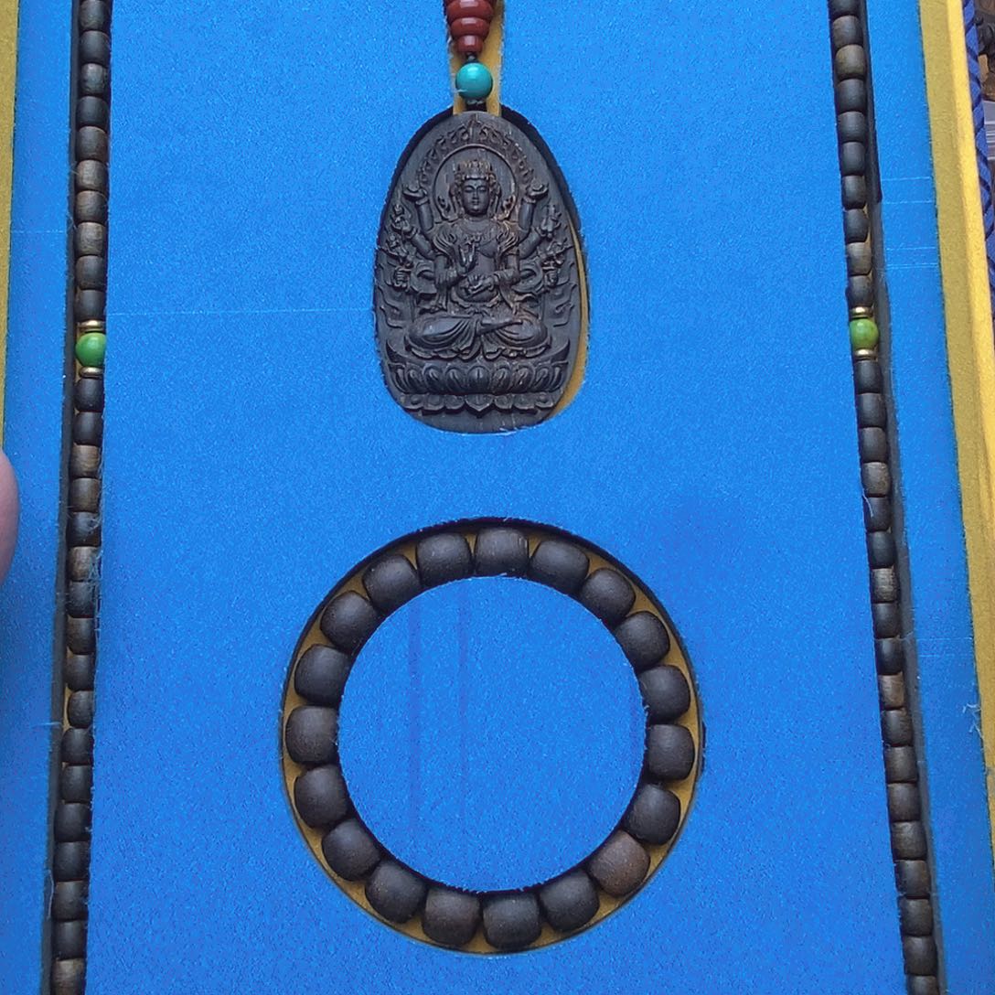 滴血莲花菩提手串