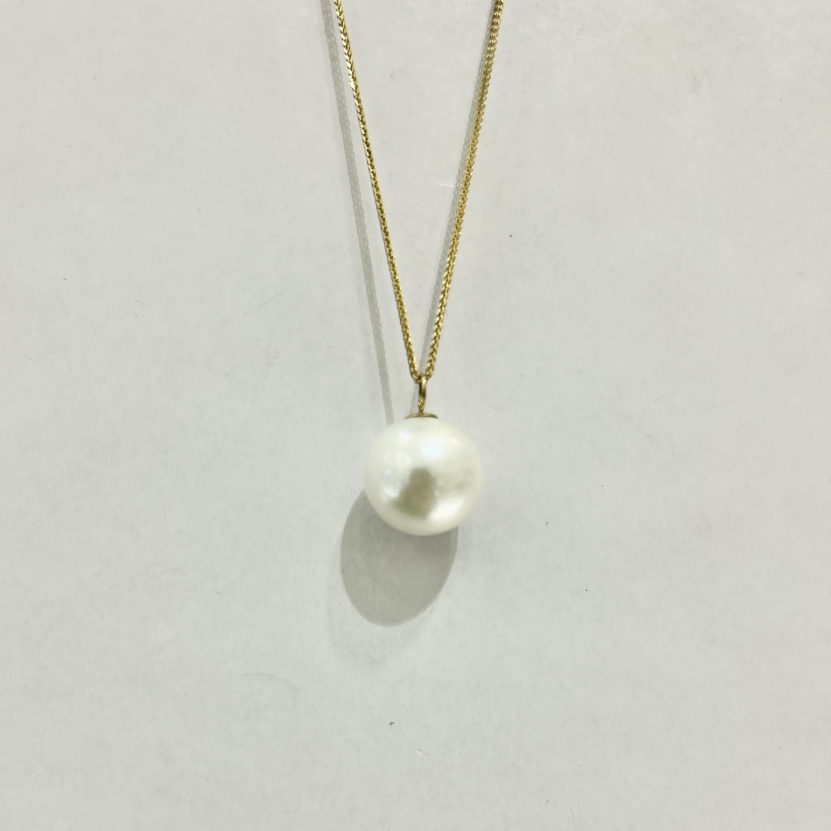 风格-灵颜18k金淡水珍珠吊坠简约百搭款（13mm）
