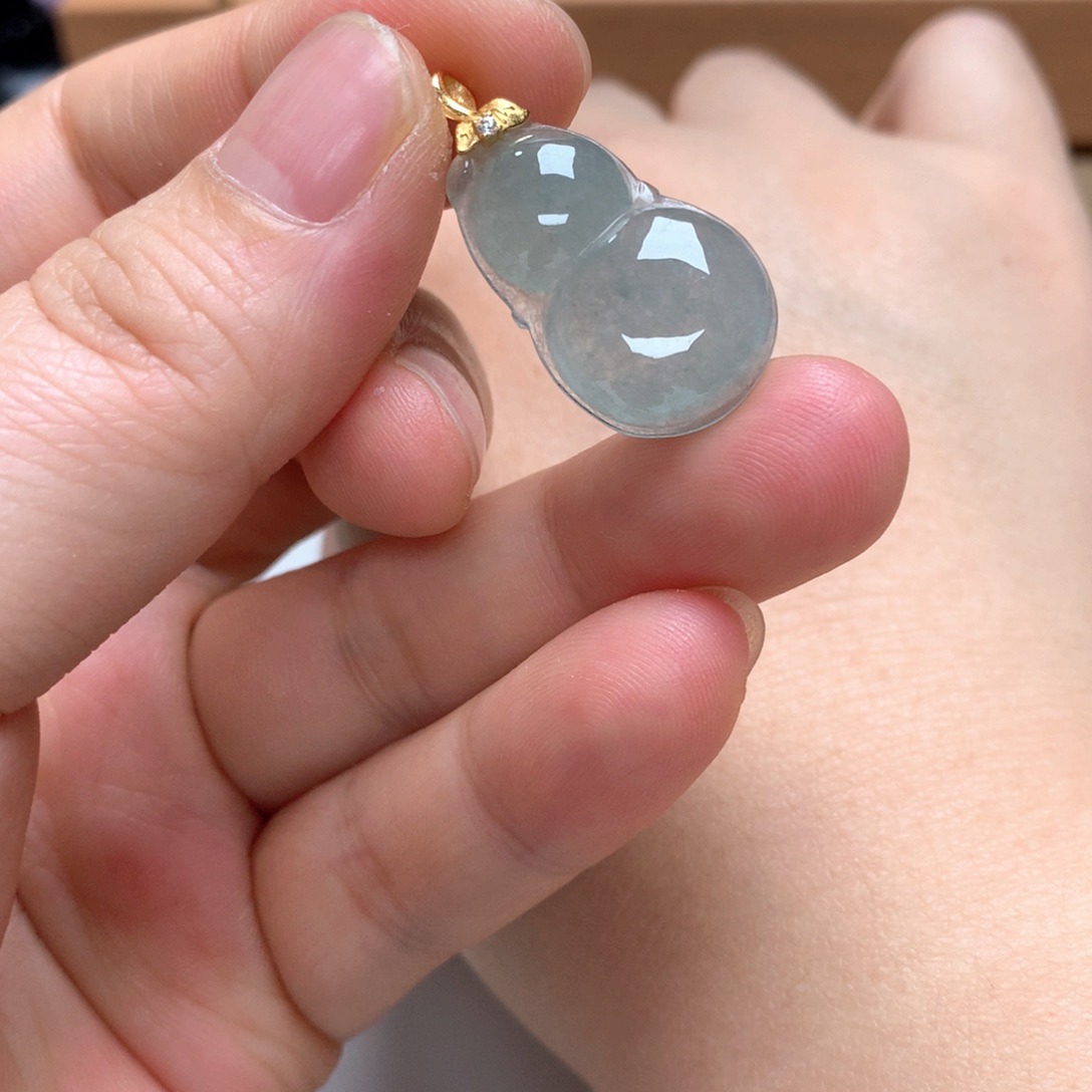 翡翠银S925镶嵌颈饰翡翠葫芦