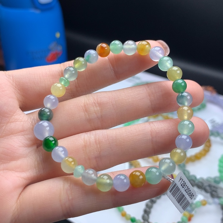 翡翠手镯未镶嵌卡