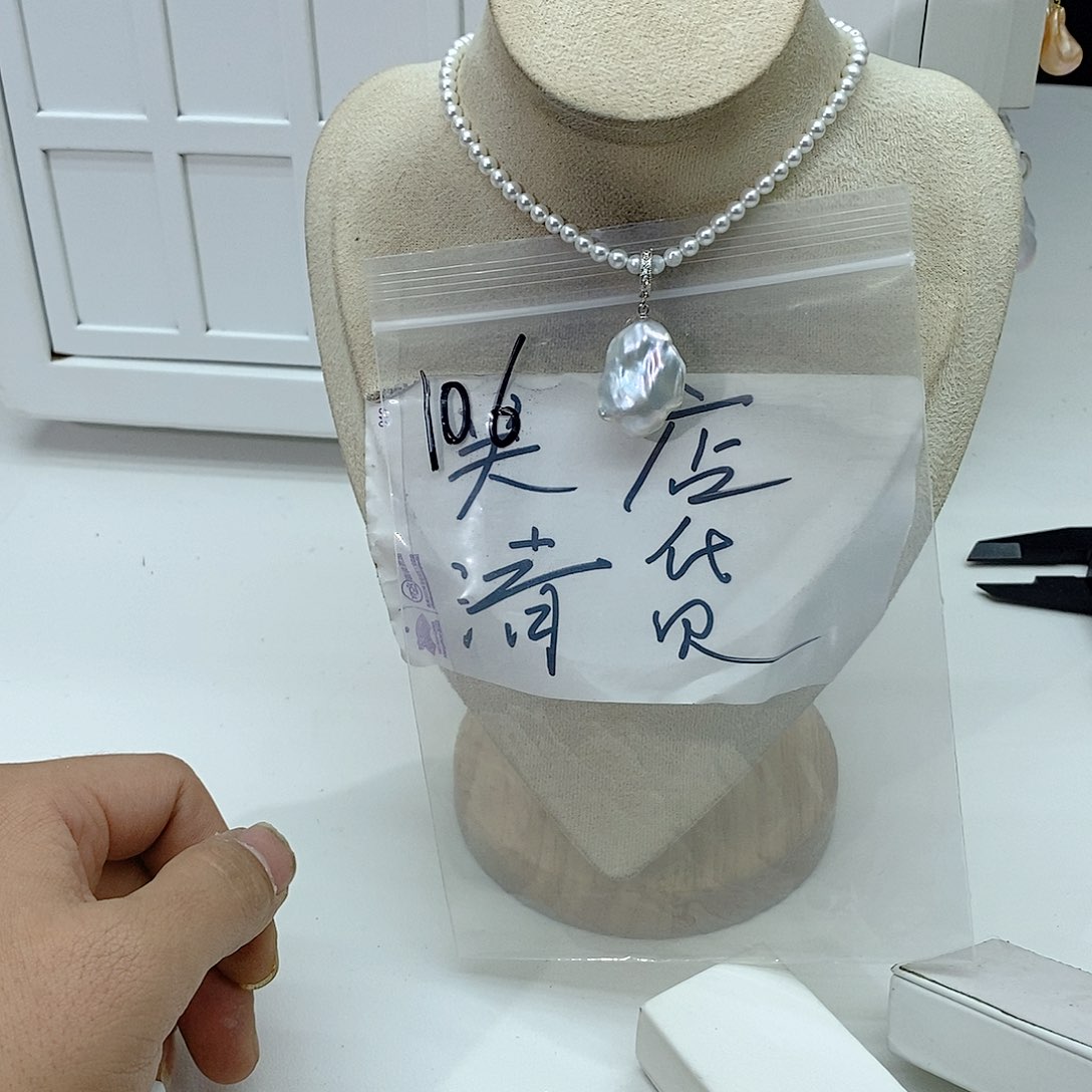 淡水珍珠颈饰合金