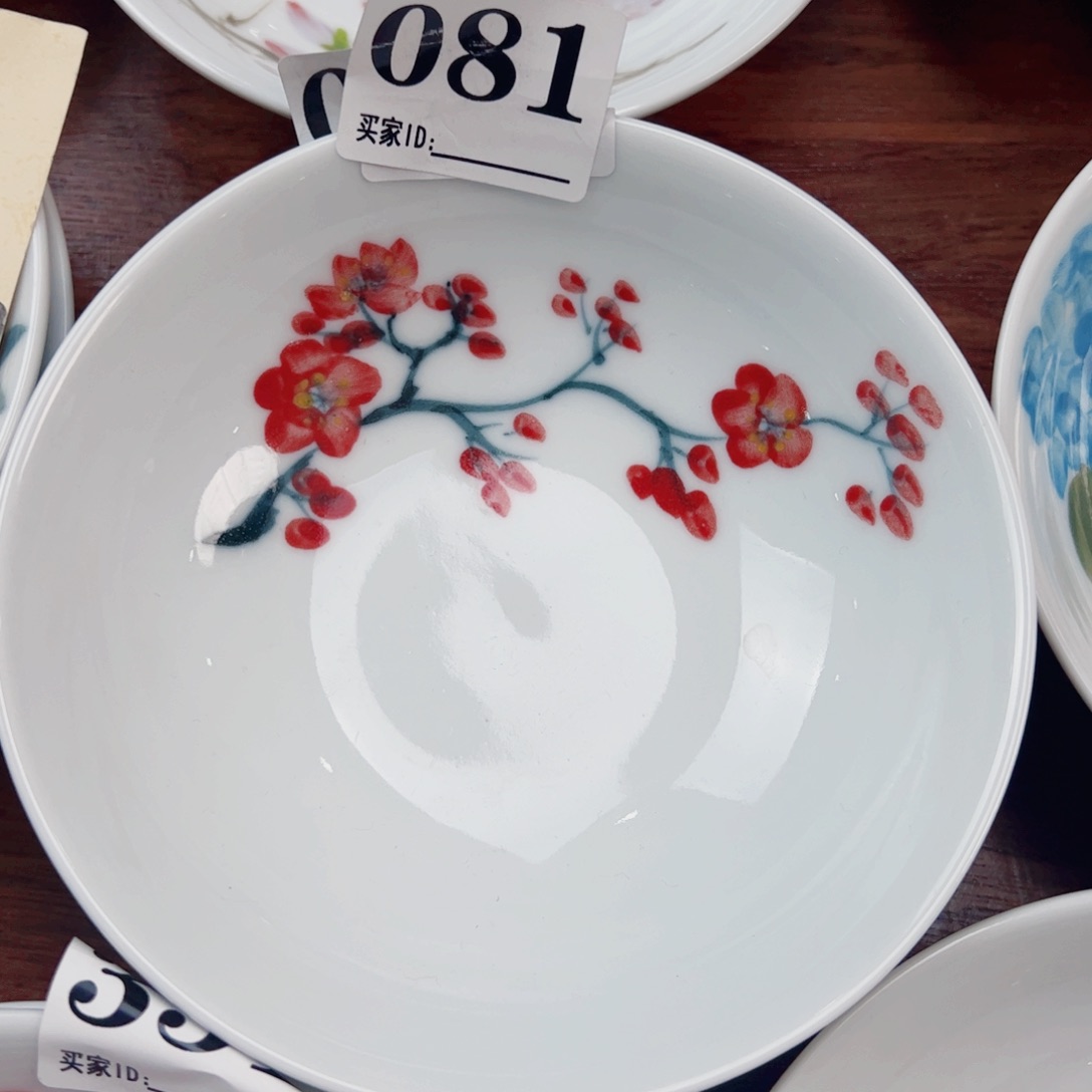 景德镇陶瓷手工手绘制作