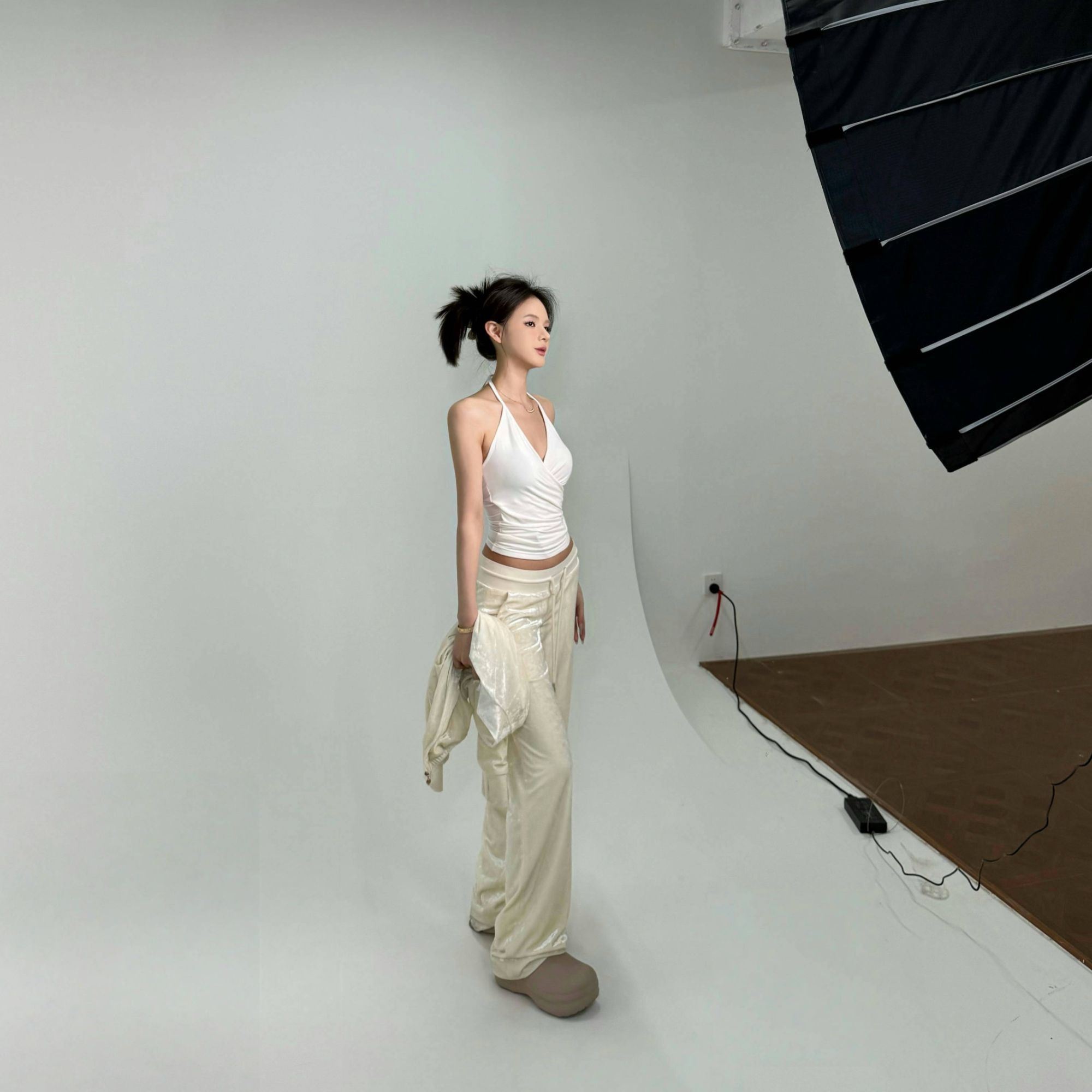 Nisabena 甜美必备小众设计师款交叉吊带打底