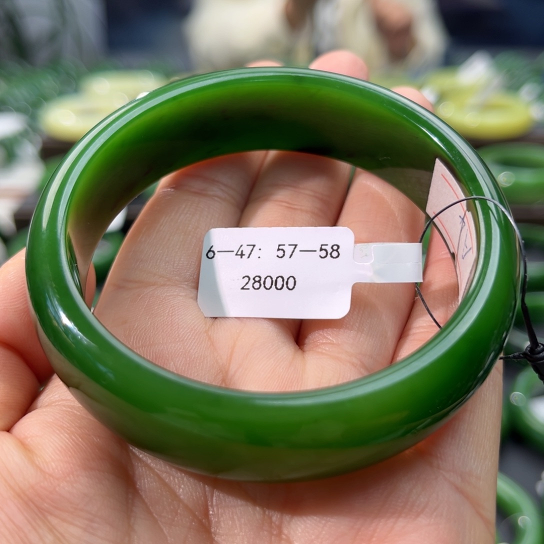 和田玉（碧玉）手镯未镶嵌