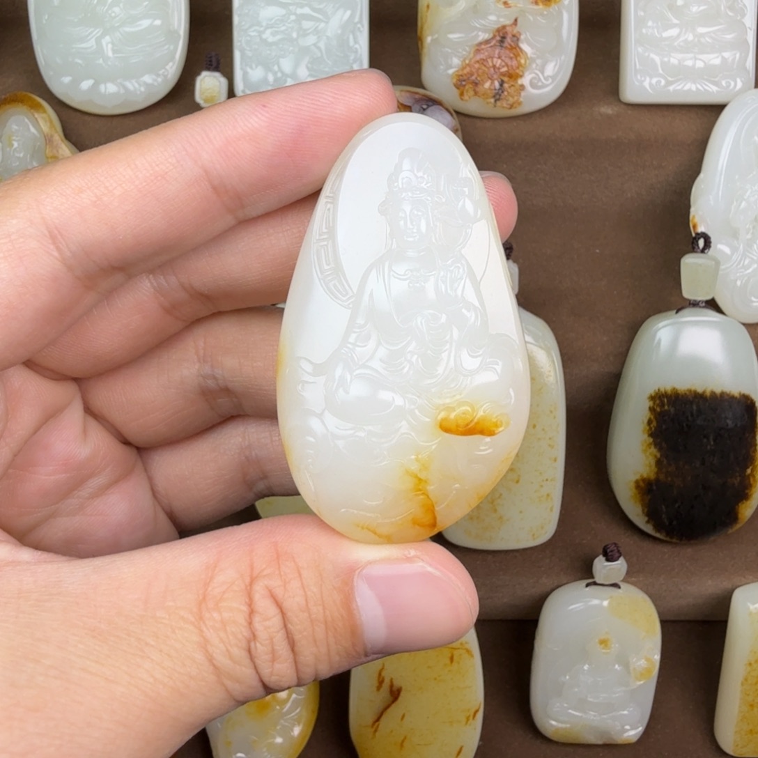 强***哥和田玉未镶嵌颈饰