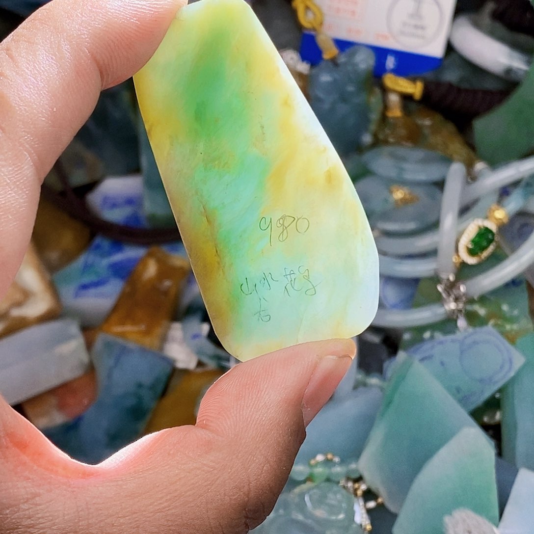未镶嵌定制翡翠翡翠