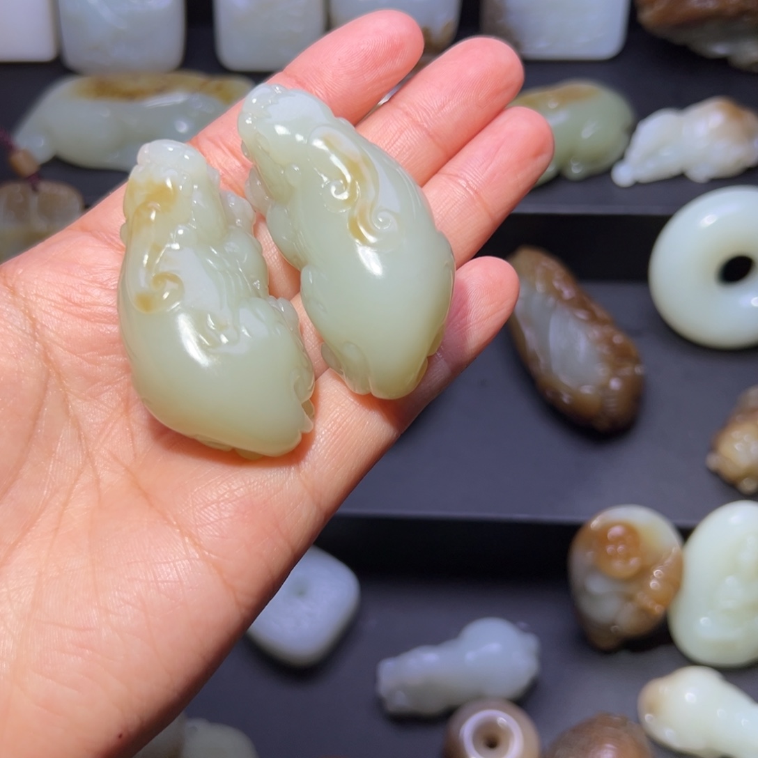 s***h和田玉未镶嵌颈饰