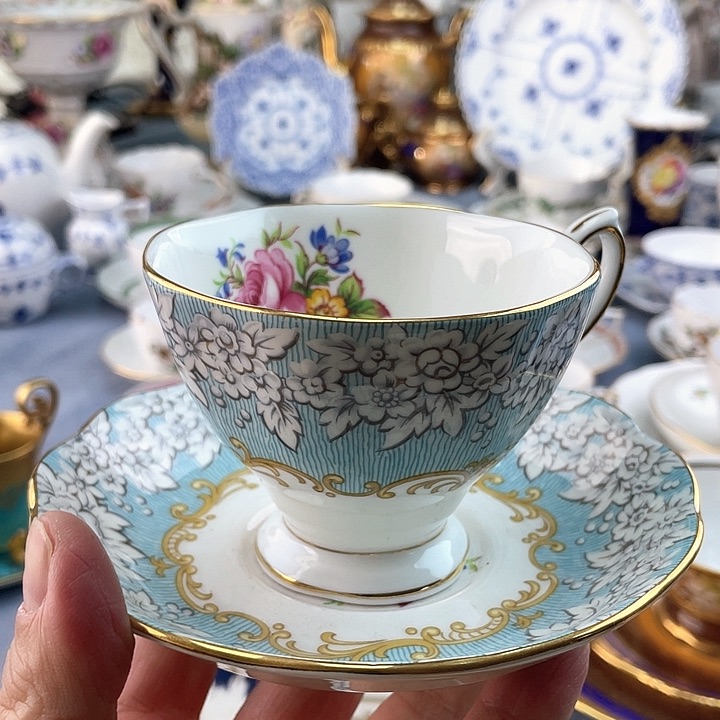 中古瓷器小房子哥哈