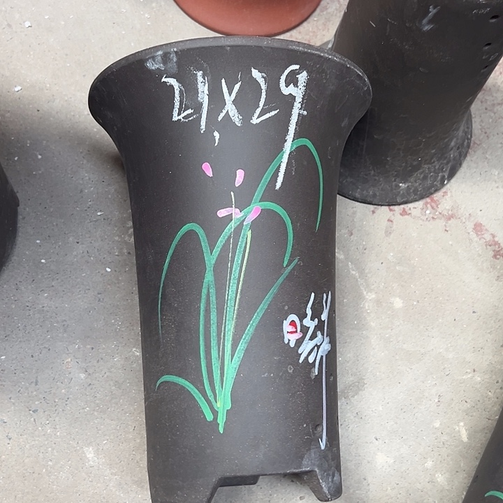紫砂花盆紫砂紫砂陶瓷瓶是