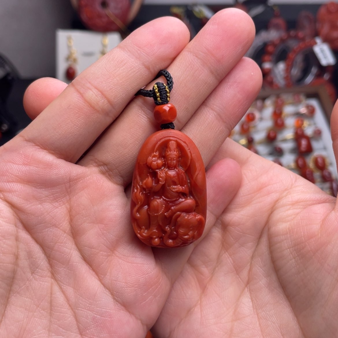 【闪购商品】未镶嵌普贤吊坠南红玛瑙红****驴