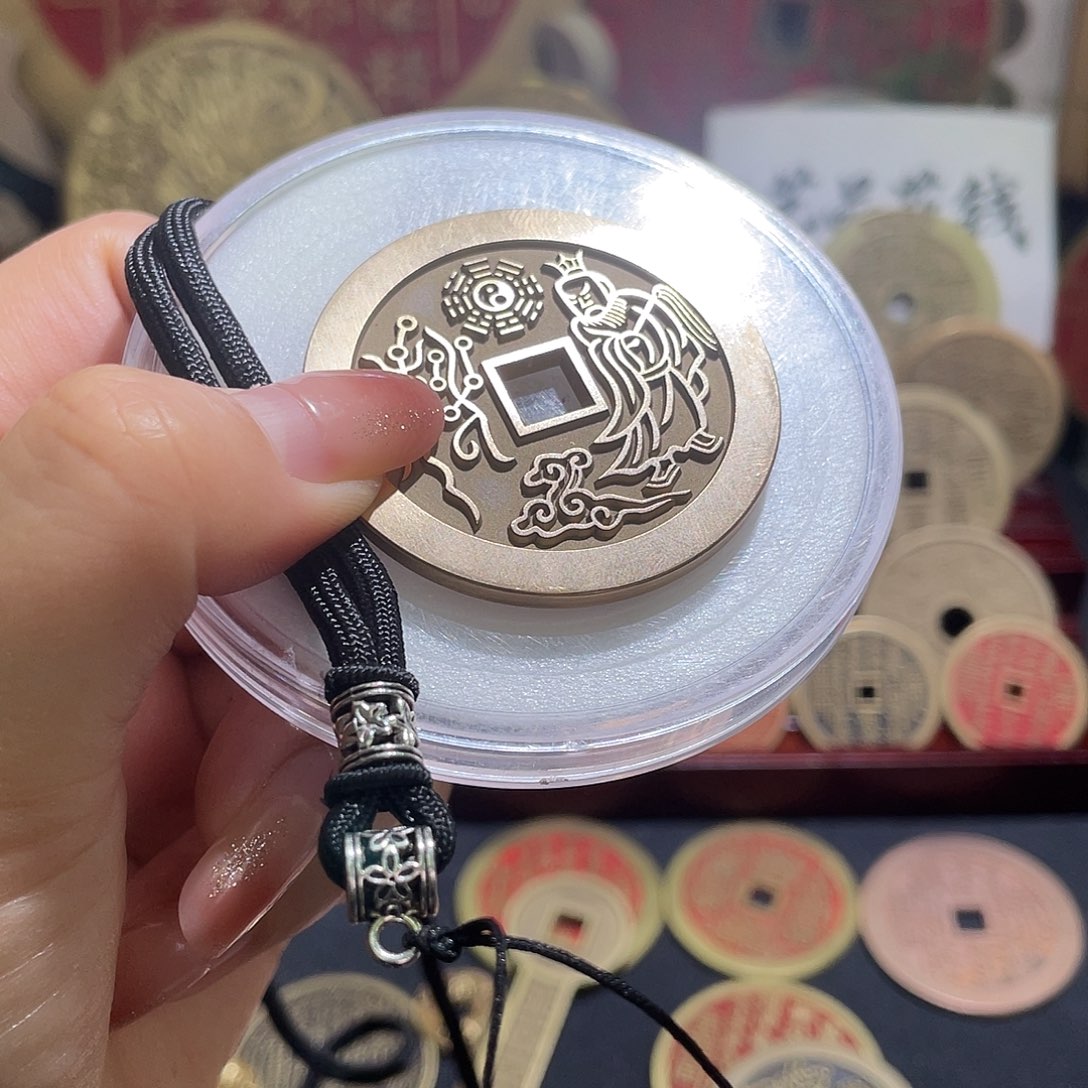铜铜现代仿制工艺品雕母花钱