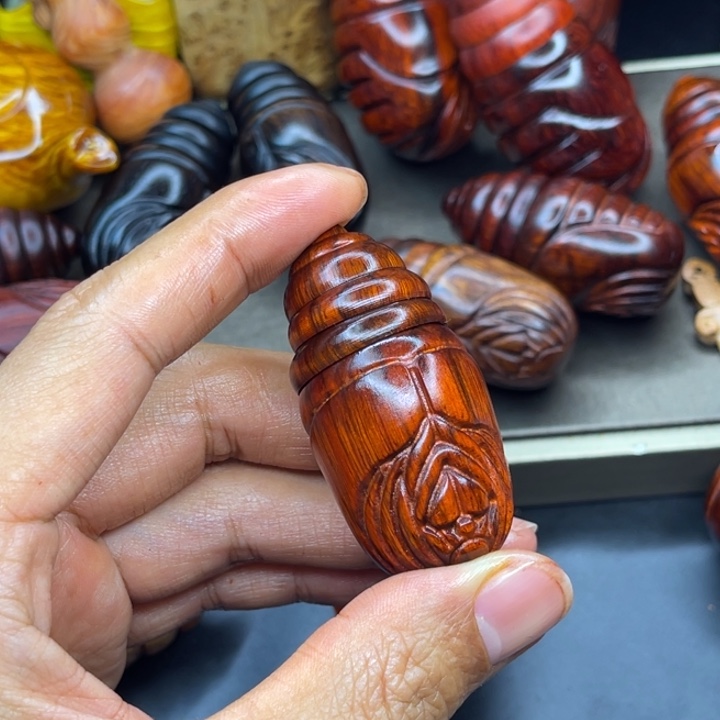 大叶紫檀（黑酸枝木类）